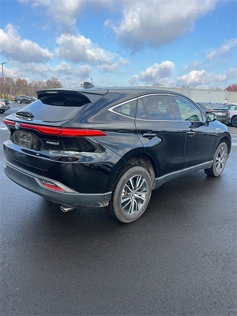 2021 Toyota Venza LE photo 4