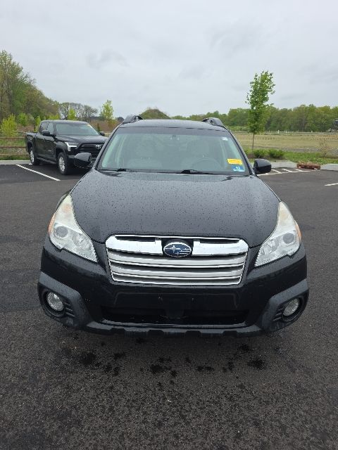 Used 2014 Subaru Outback 2.5i Premium with VIN 4S4BRBEC8E3276294 for sale in Robbinsville Township, NJ