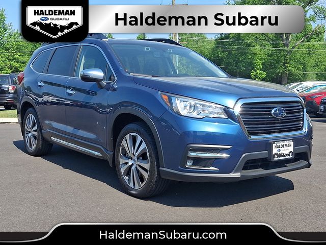 2022 Subaru Ascent Touring's photo