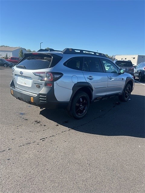 2022 Subaru Outback Wilderness photo 4