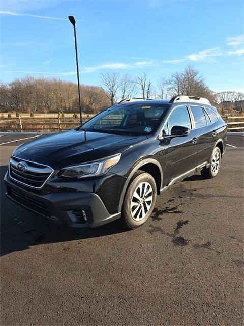 Used 2020 Subaru Outback Premium with VIN 4S4BTACC1L3231077 for sale in Robbinsville Township, NJ
