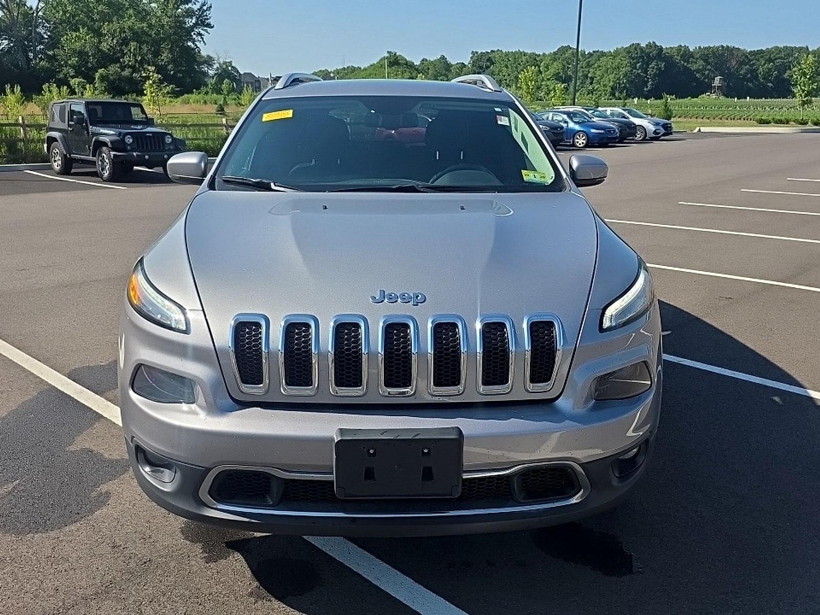 Used 2017 Jeep Cherokee Limited with VIN 1C4PJMDB0HW543856 for sale in Robbinsville Township, NJ