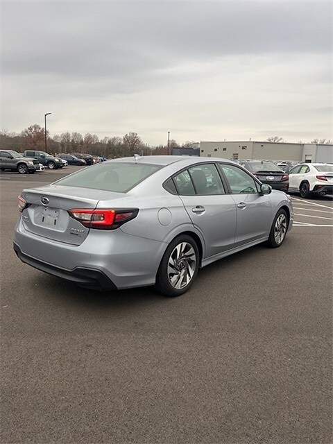 2023 Subaru Legacy Limited photo 3