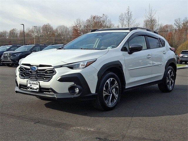 2025 Subaru Crosstrek Premium photo 3