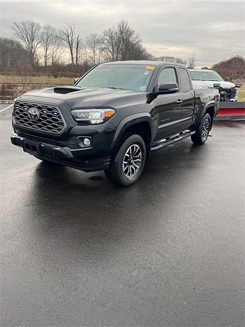 2021 Toyota Tacoma TRD Sport's photo