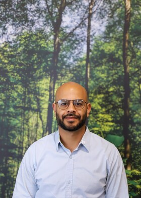 Staff member Mina Khalil from f4c055b4f38d