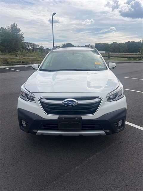 2021 Subaru Outback Limited photo 2