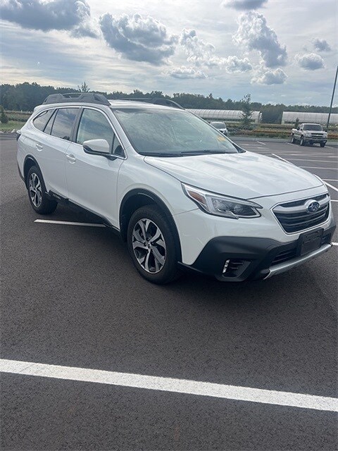 2021 Subaru Outback Limited photo 3