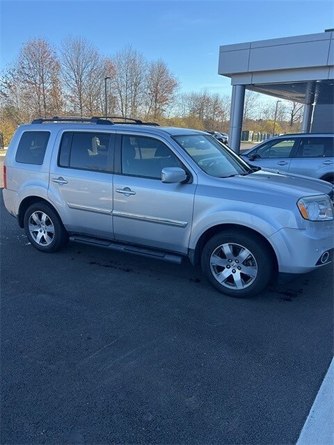 2014 Honda Pilot Touring photo 3