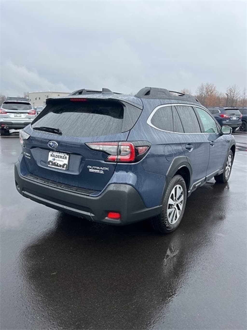 Used 2025 Subaru Outback Premium SUV