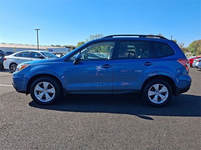 2015 Subaru Forester 2.5i Premium photo 3
