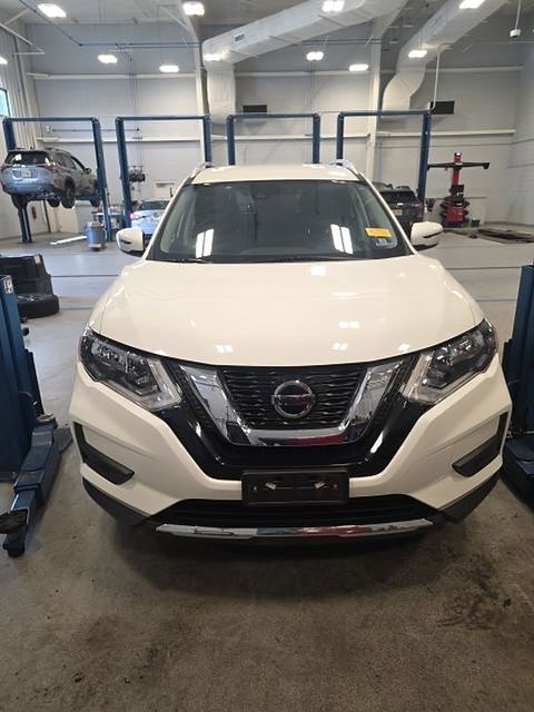 Used 2020 Nissan Rogue SV with VIN JN8AT2MV5LW112330 for sale in Robbinsville Township, NJ