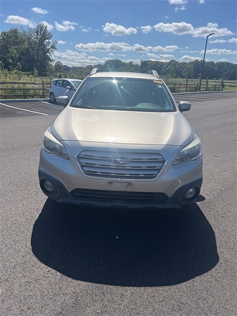 2016 Subaru Outback 2.5i Premium photo 2