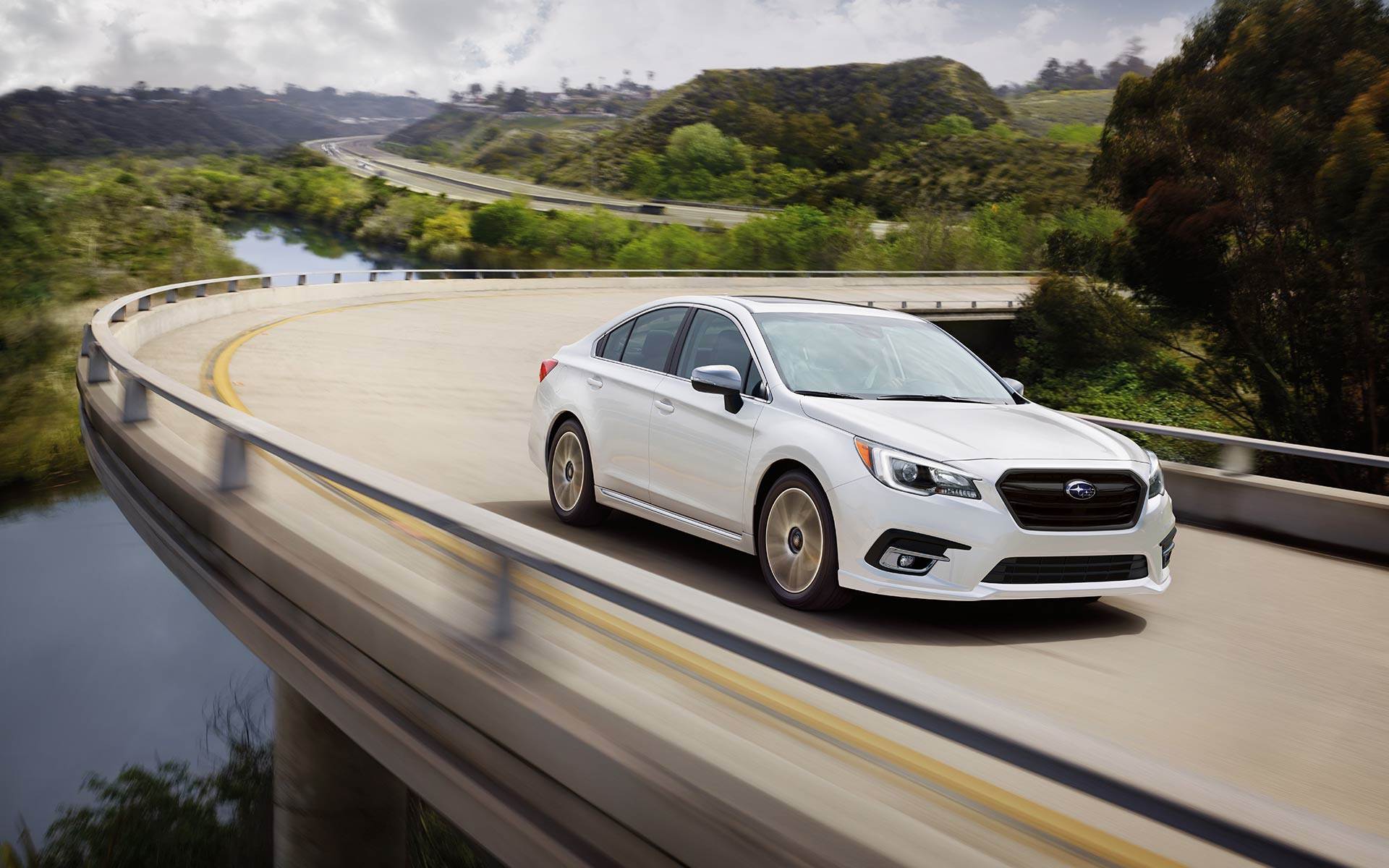 2018 Subaru Legacy Crystal White Pearl