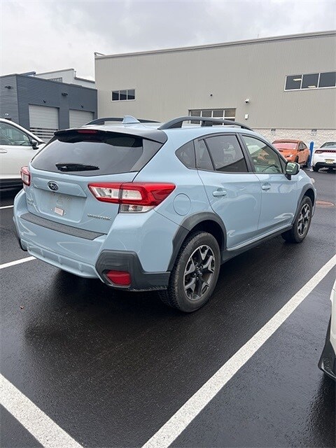 2019 Subaru Crosstrek 2.0i Premium photo 3