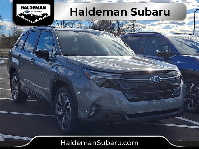 2025 Subaru Forester Touring's photo