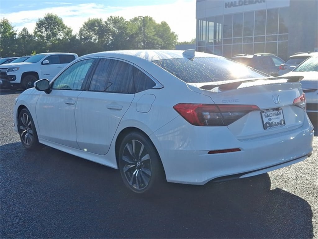 Used 2024 Honda Civic EX Sedan