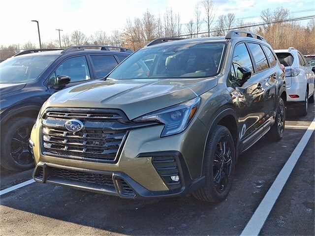 2025 Subaru Ascent Onyx Edition Touring photo 3