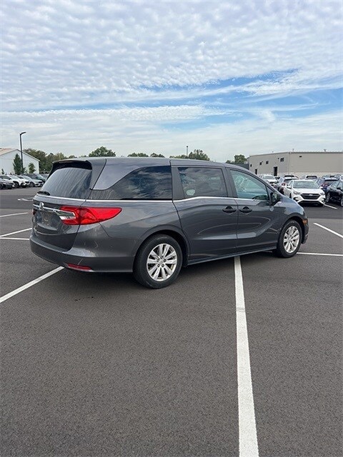 2019 Honda Odyssey LX photo 4