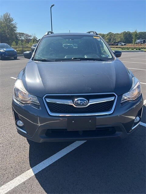 2017 Subaru Crosstrek 2.0i Premium photo 2