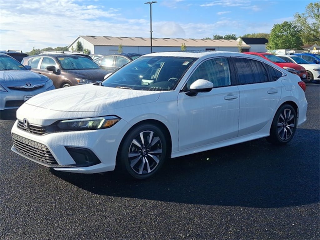 Used 2024 Honda Civic EX Sedan