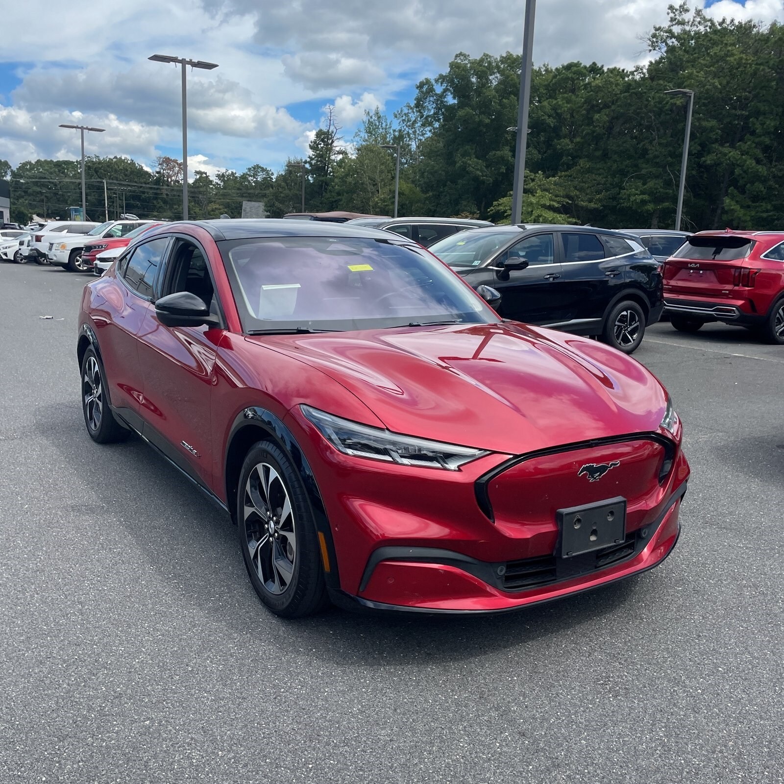 2021 Ford Mustang Mach-E Premium photo 3