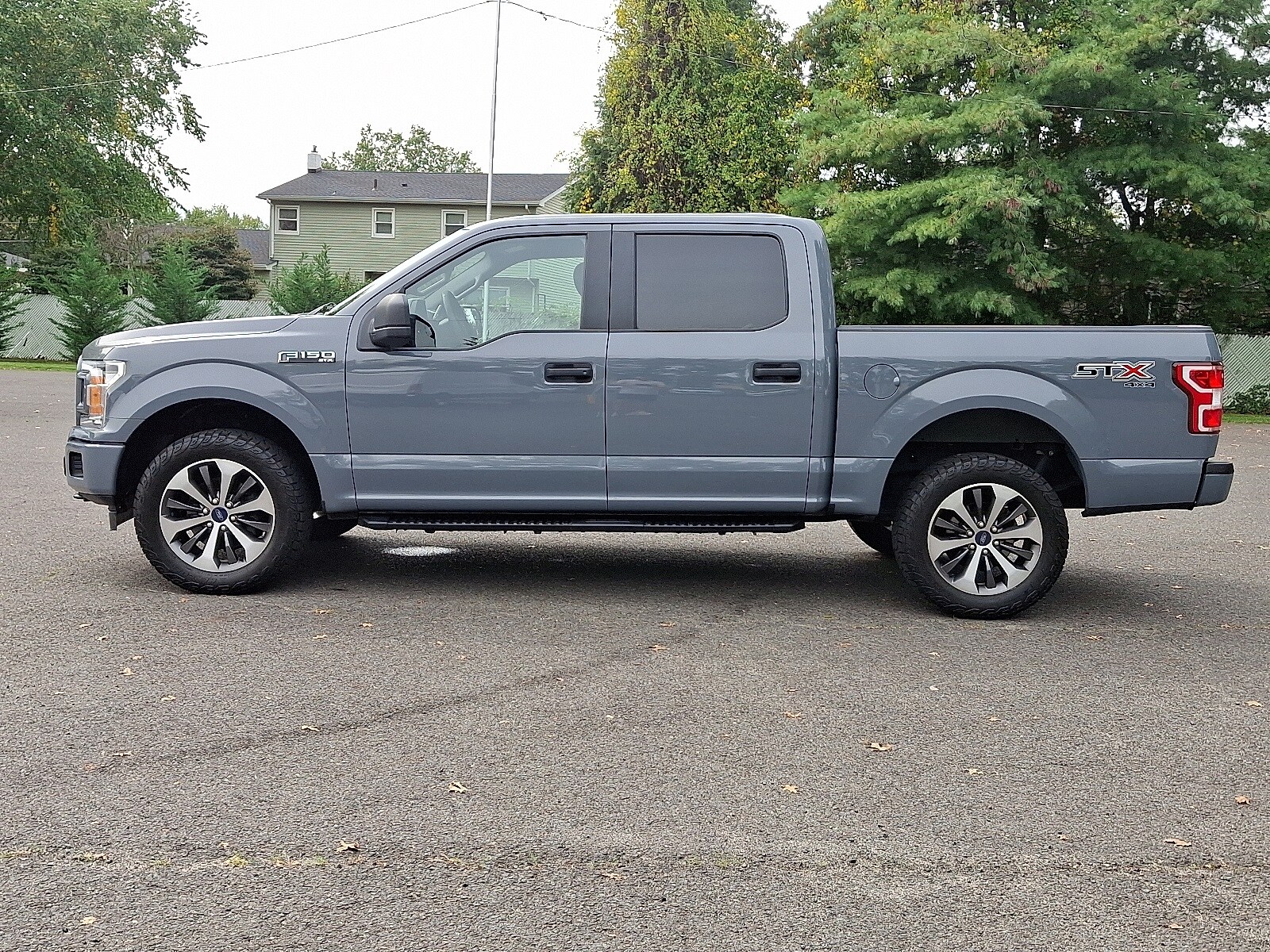 2019 Ford F-150 XL photo 2