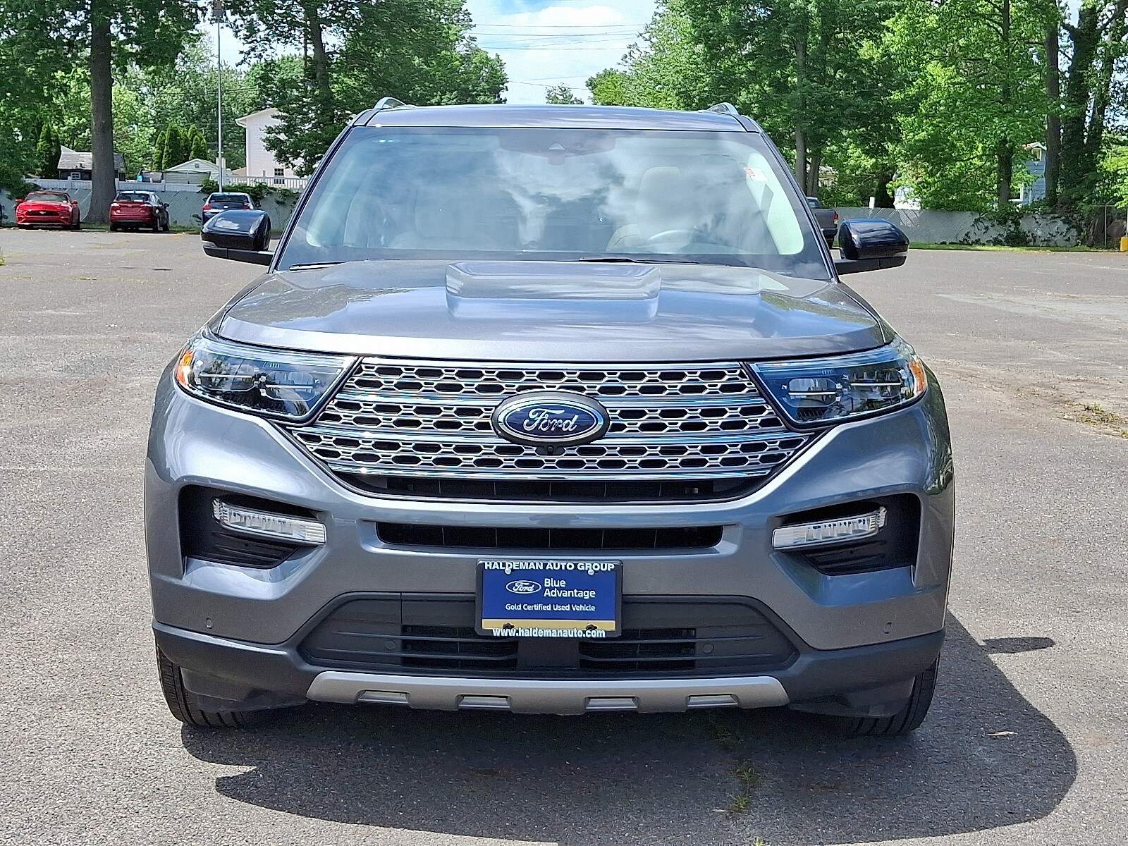 2023 Ford Explorer Limited photo 2
