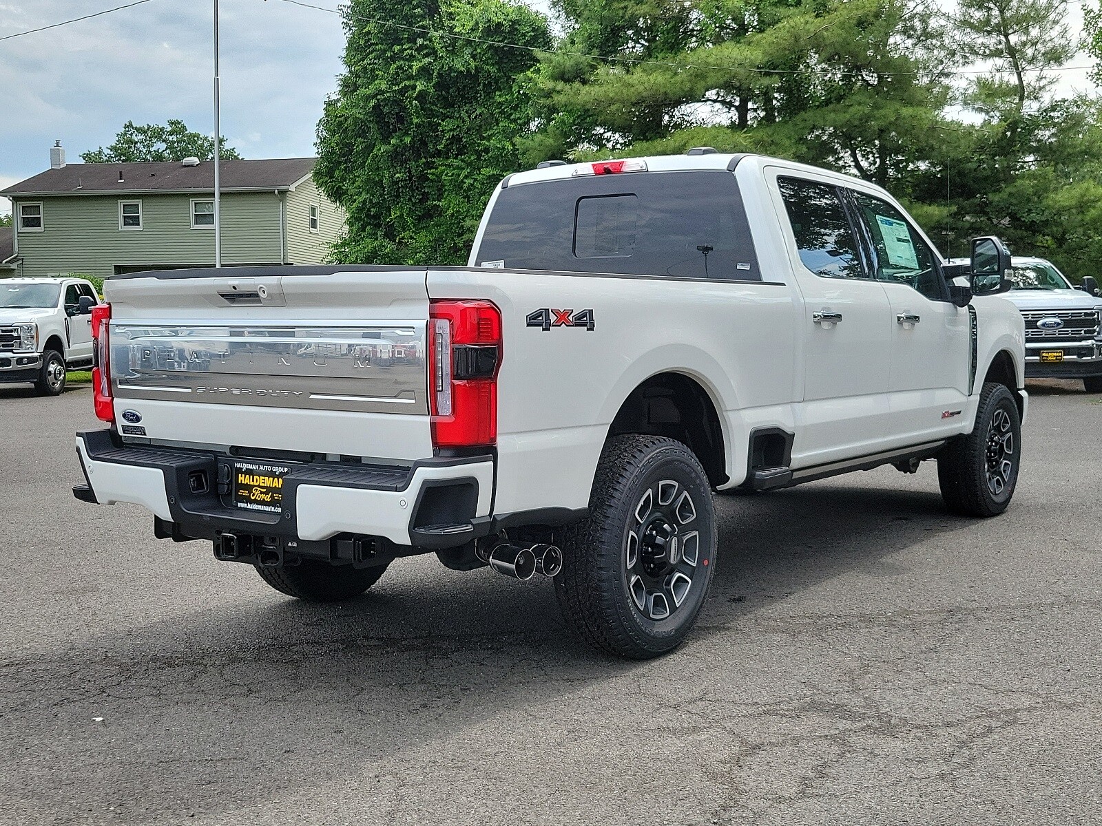 2024 Ford F-250 photo 4