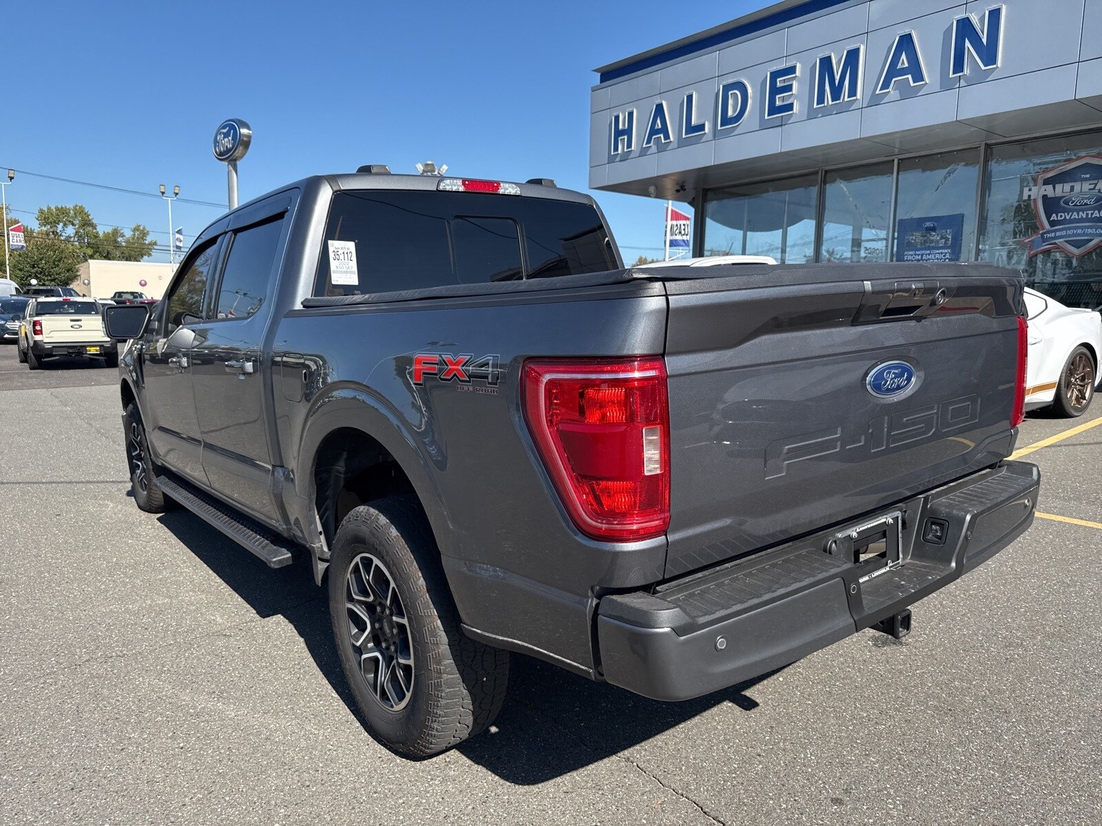 2022 Ford F-150 XLT photo 3