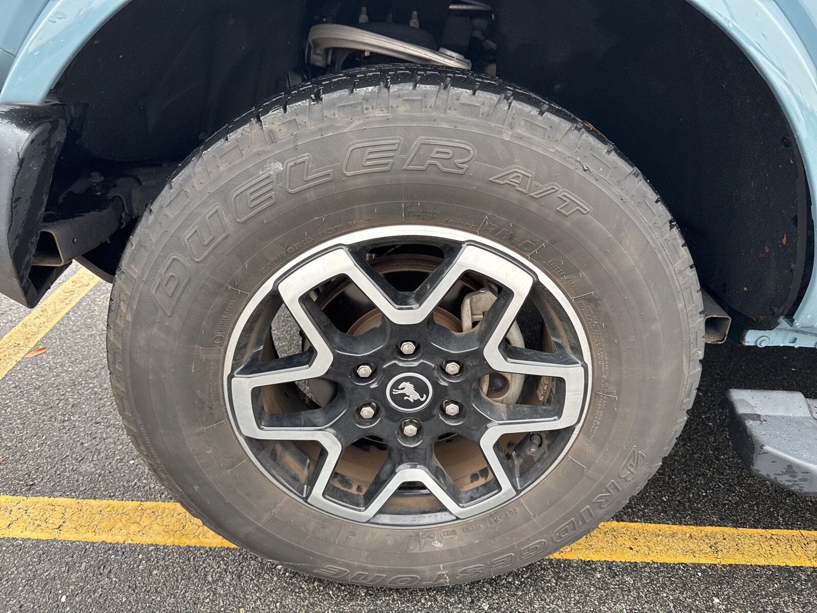 2023 Ford Bronco Outer Banks photo 3