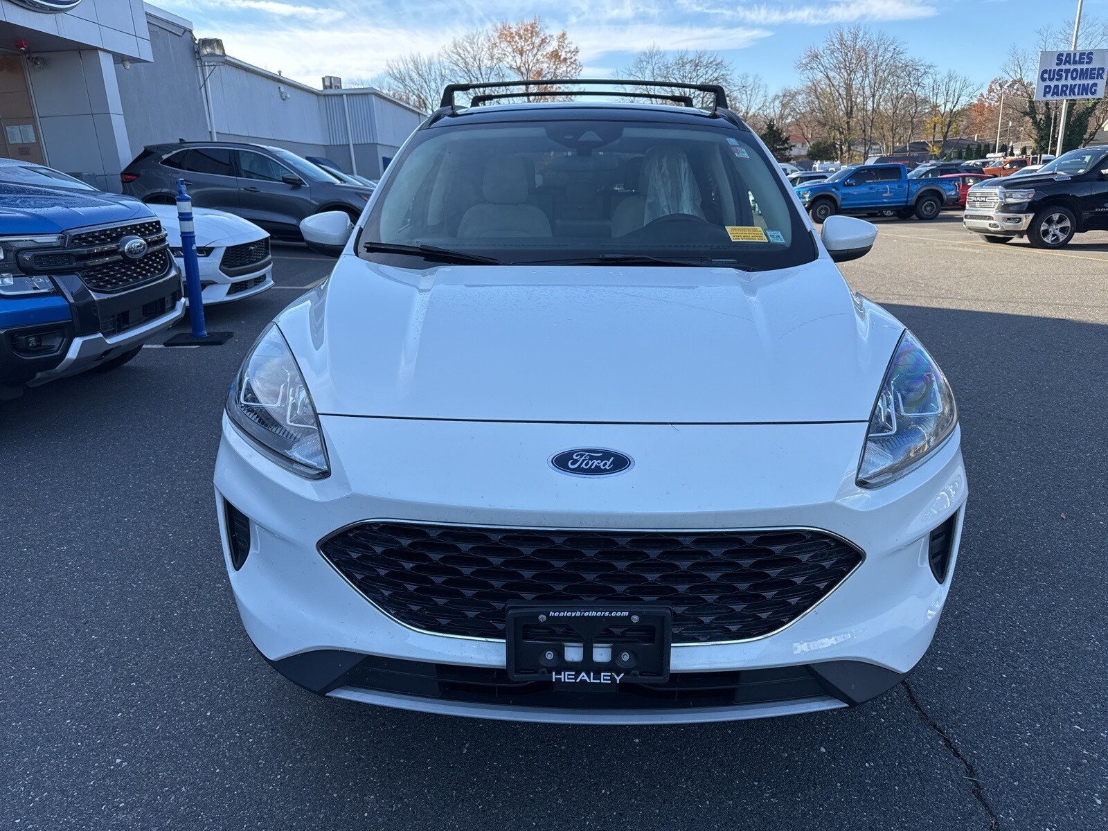 2020 Ford Escape SE photo 2