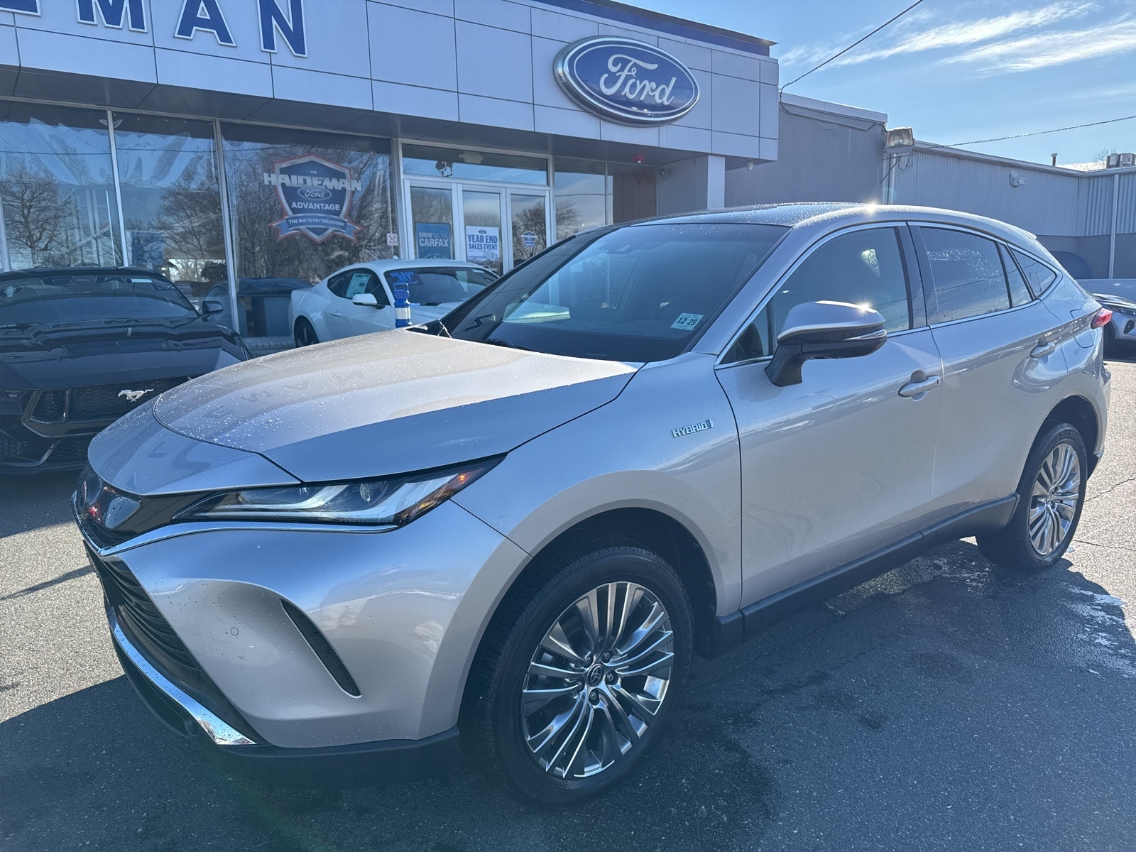 2021 Toyota Venza Limited's photo