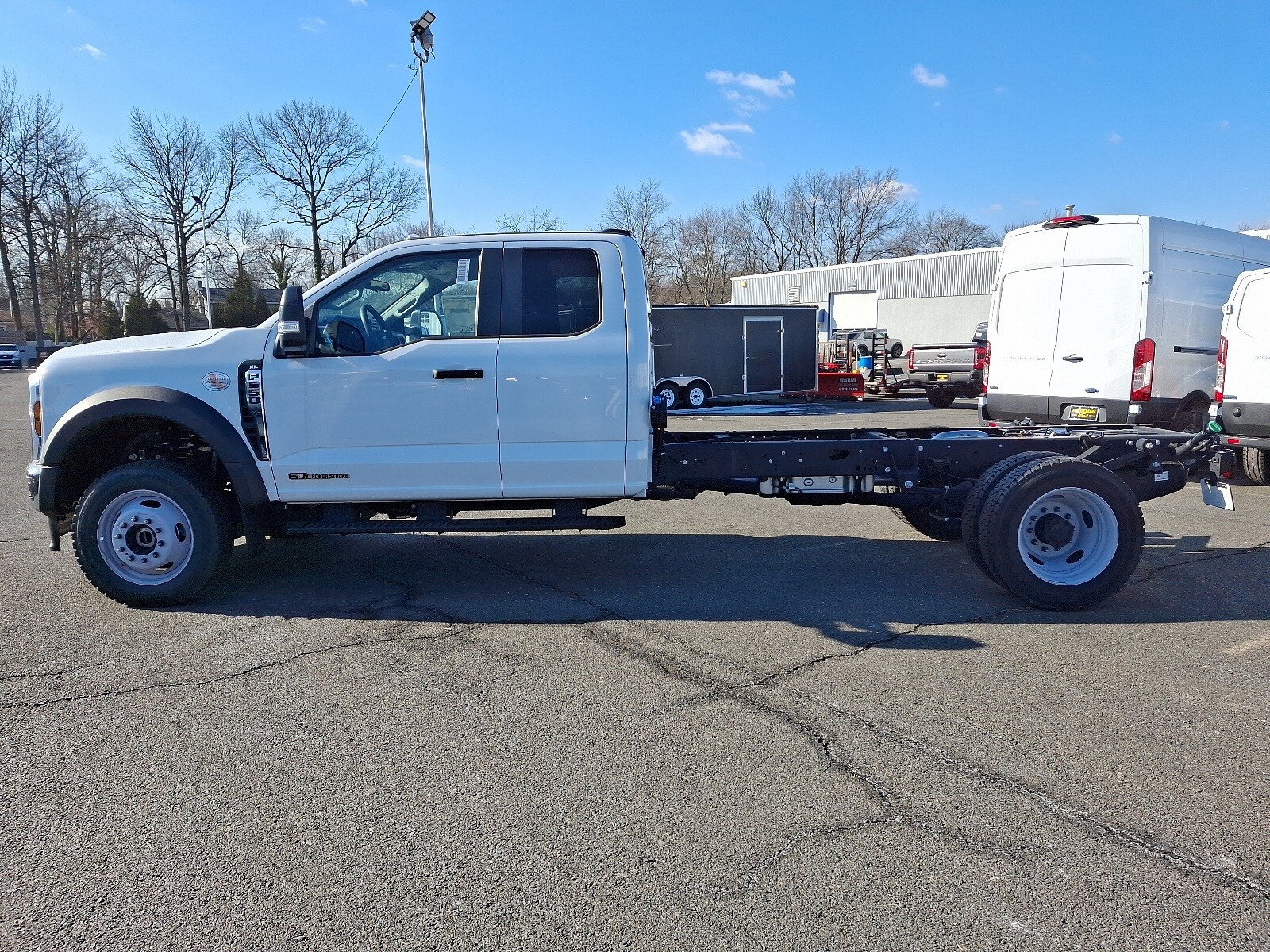 2024 Ford F-550 photo 4
