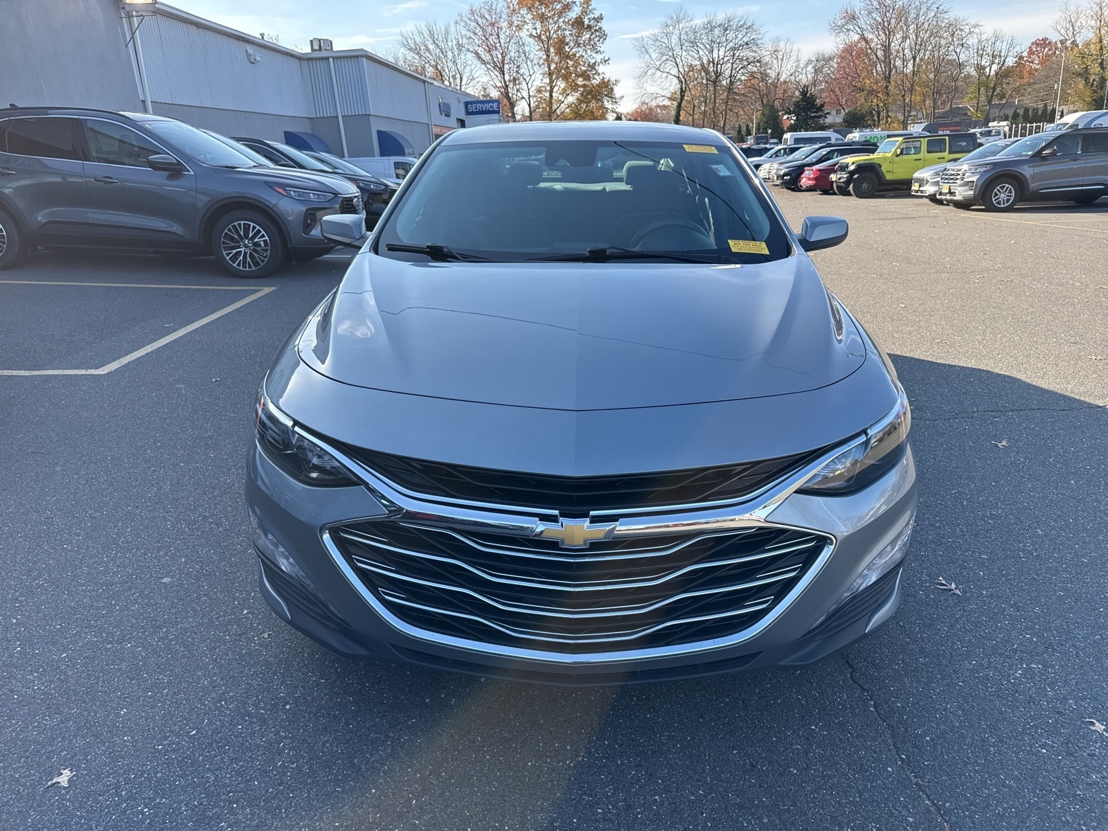 2023 Chevrolet Malibu 1LT photo 2