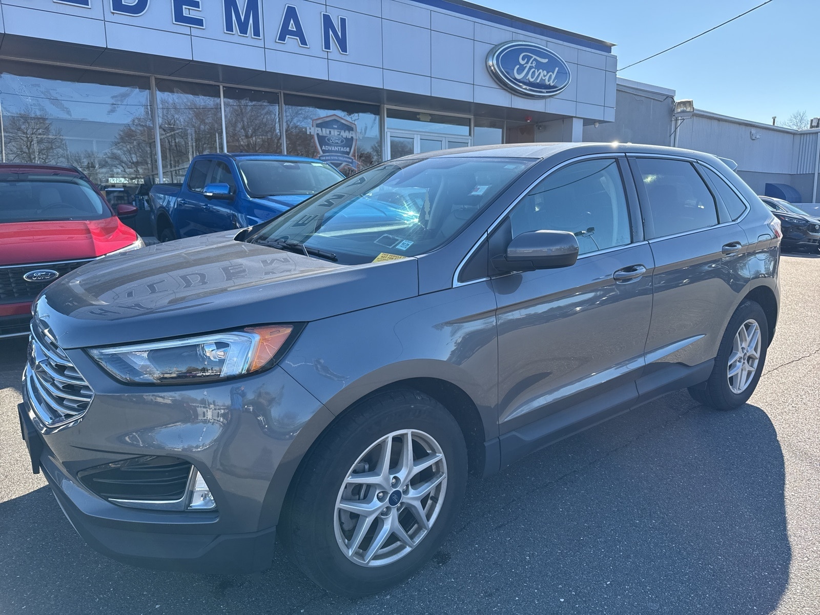 2022 Ford Edge SEL's photo