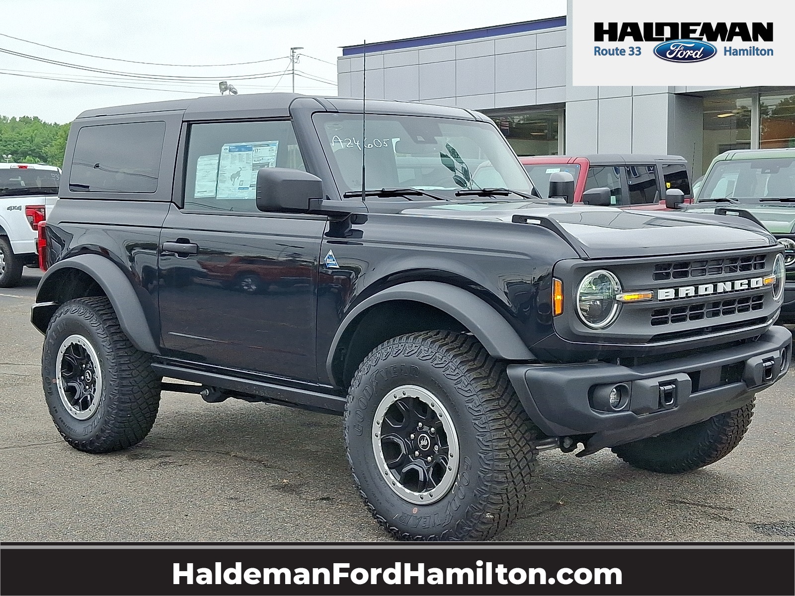 2024 Ford Bronco SUV 