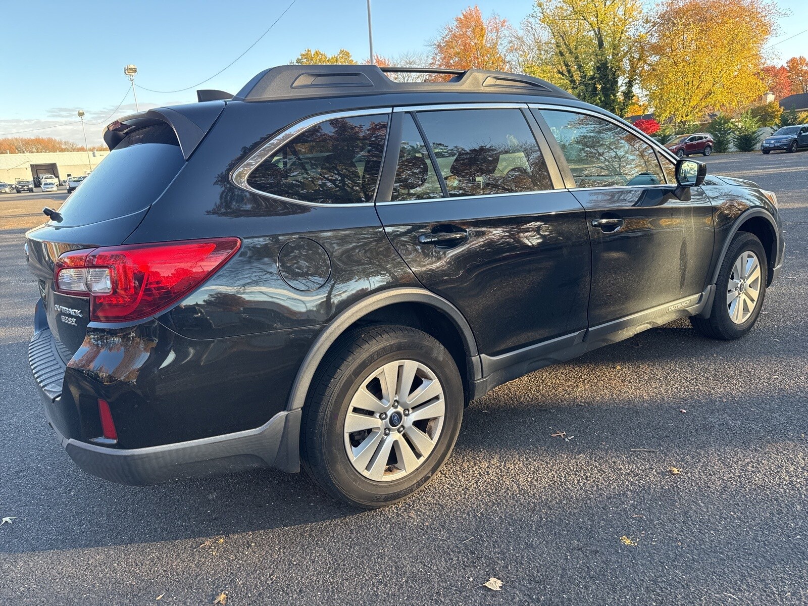 2016 Subaru Outback 2.5i Premium photo 3
