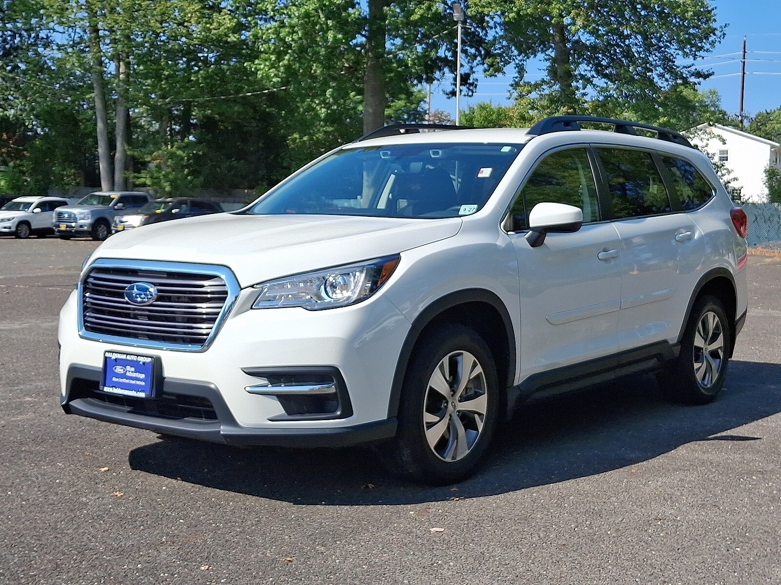 2022 Subaru Ascent Premium photo 2