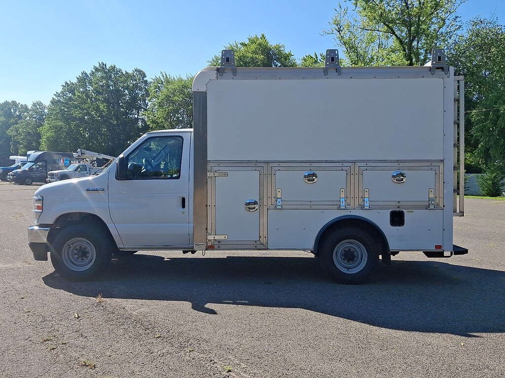 Certified 2022 Ford E-350SD Base Cab/Chassis