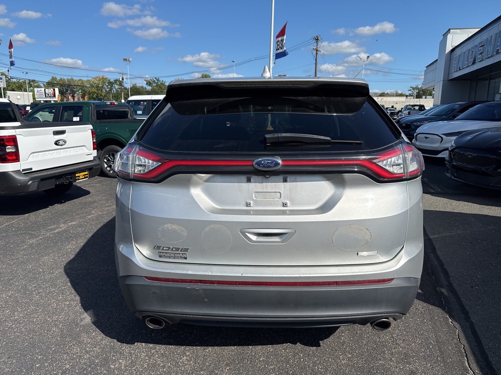 2018 Ford Edge SE photo 4