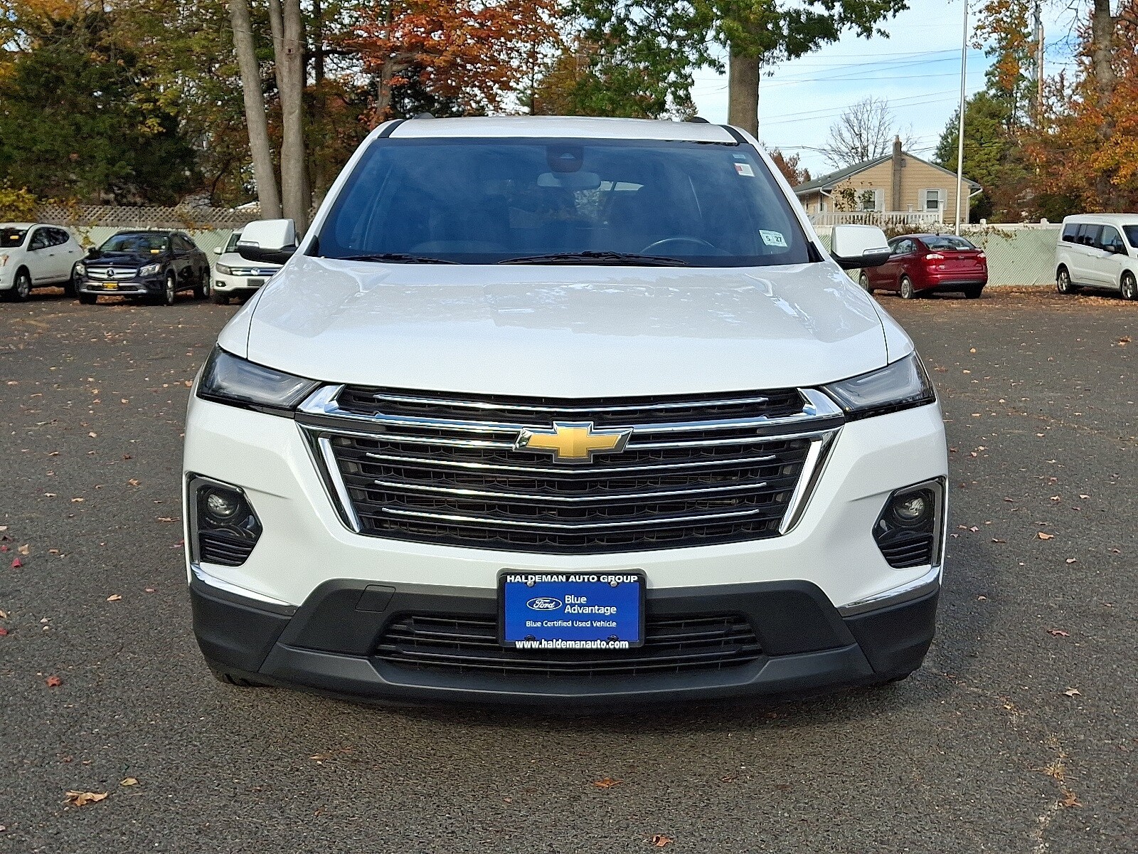 2022 Chevrolet Traverse photo 2