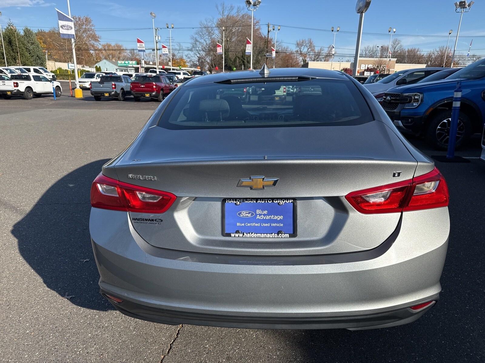 2023 Chevrolet Malibu 1LT photo 4