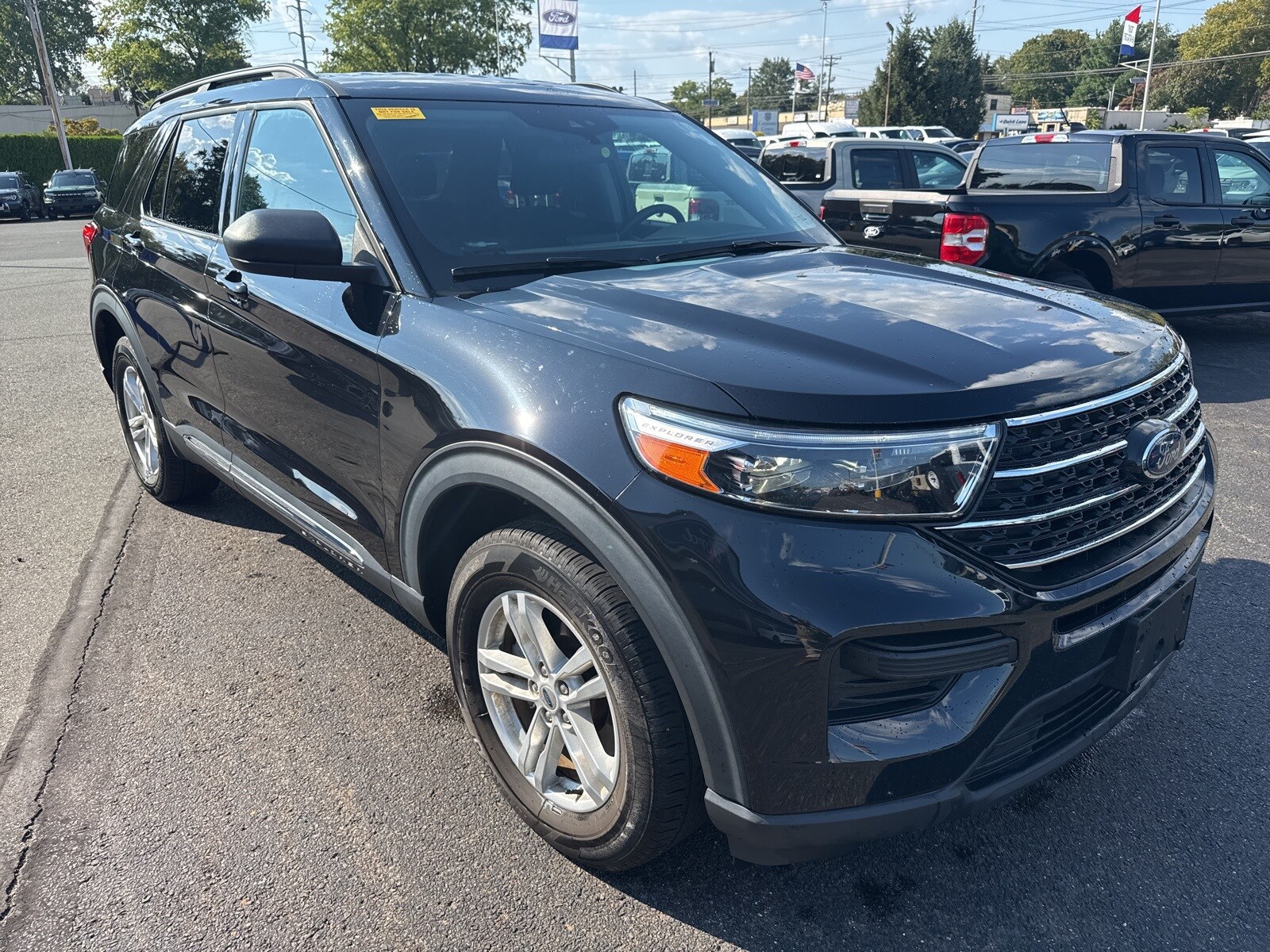 2022 Ford Explorer XLT photo 4