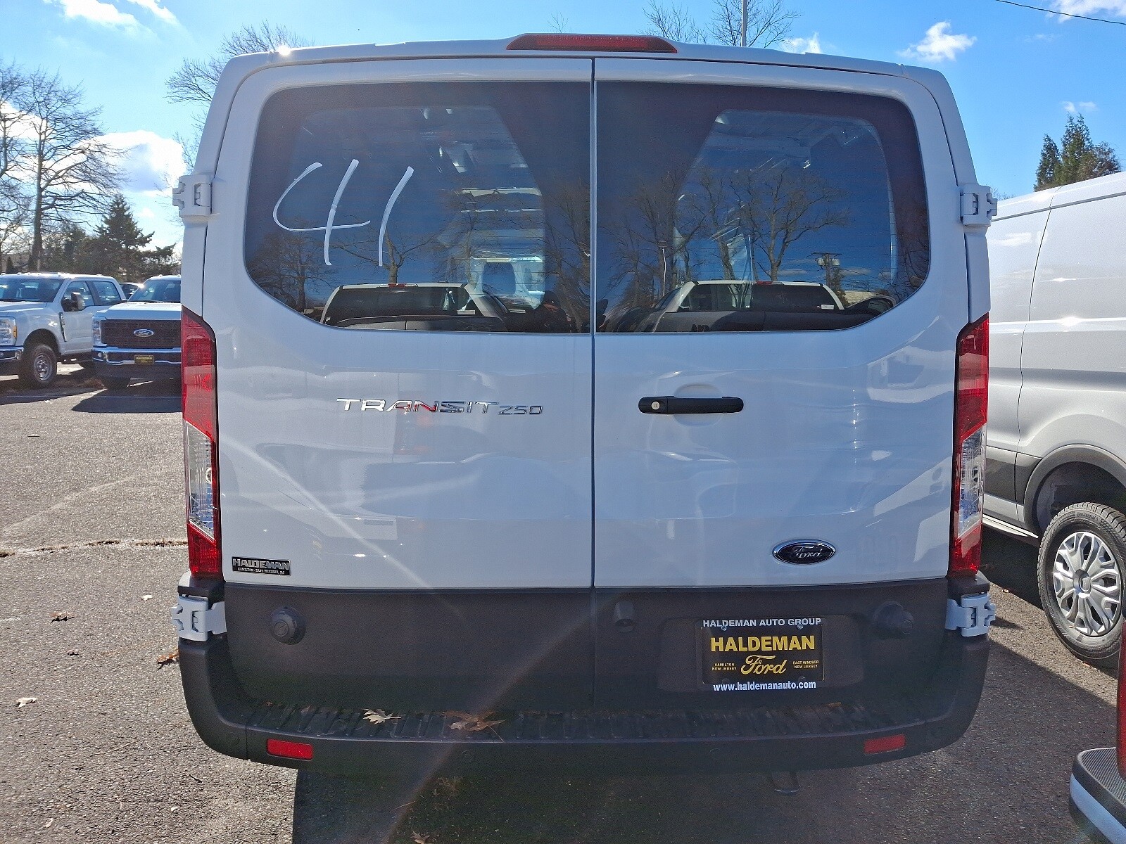 2024 Ford Transit photo 4