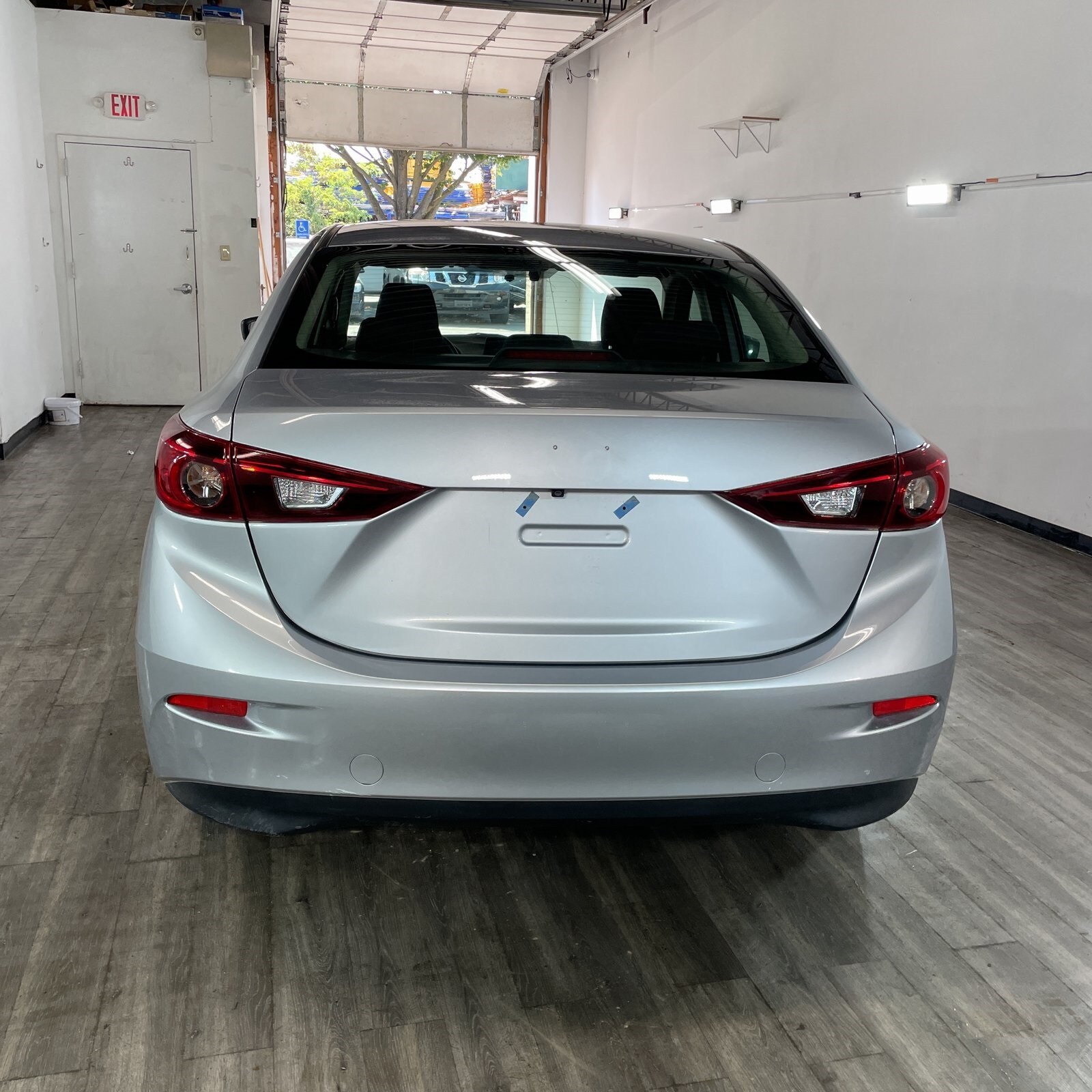 2017 Mazda Mazda3 Sport Sedan photo 3