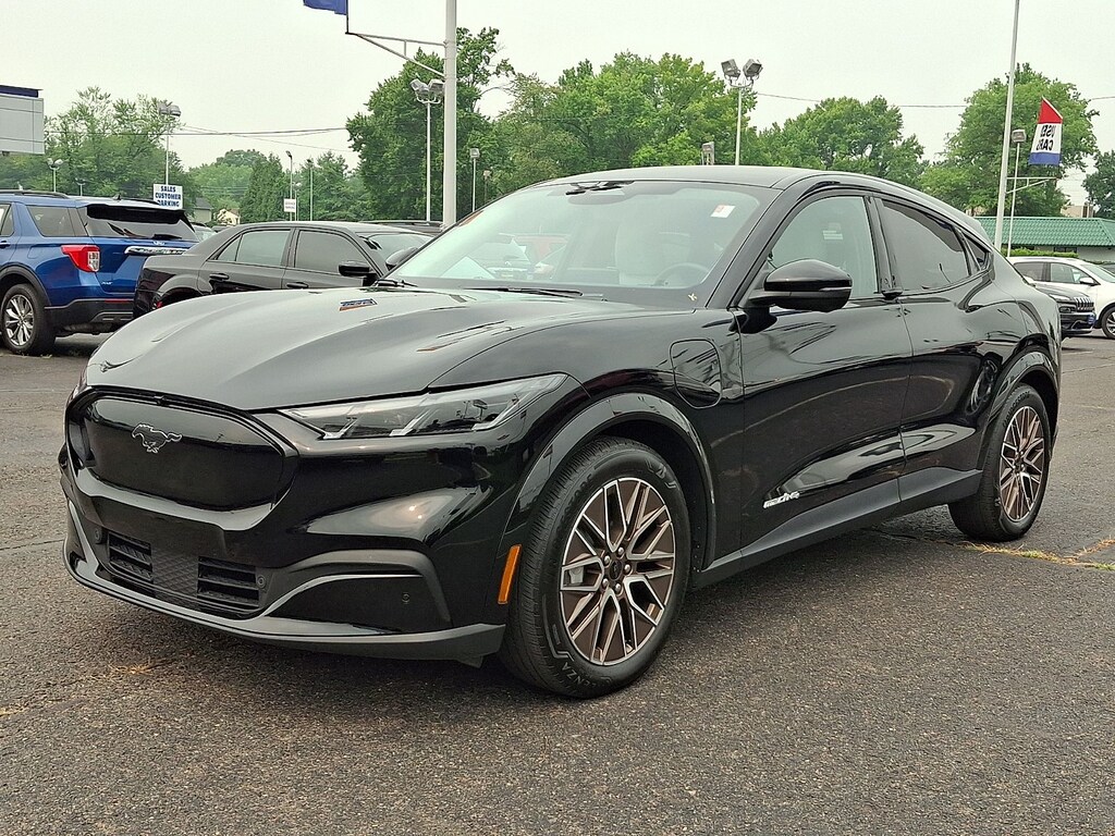 Certified 2025 Ford Mustang Mach-E Premium SUV