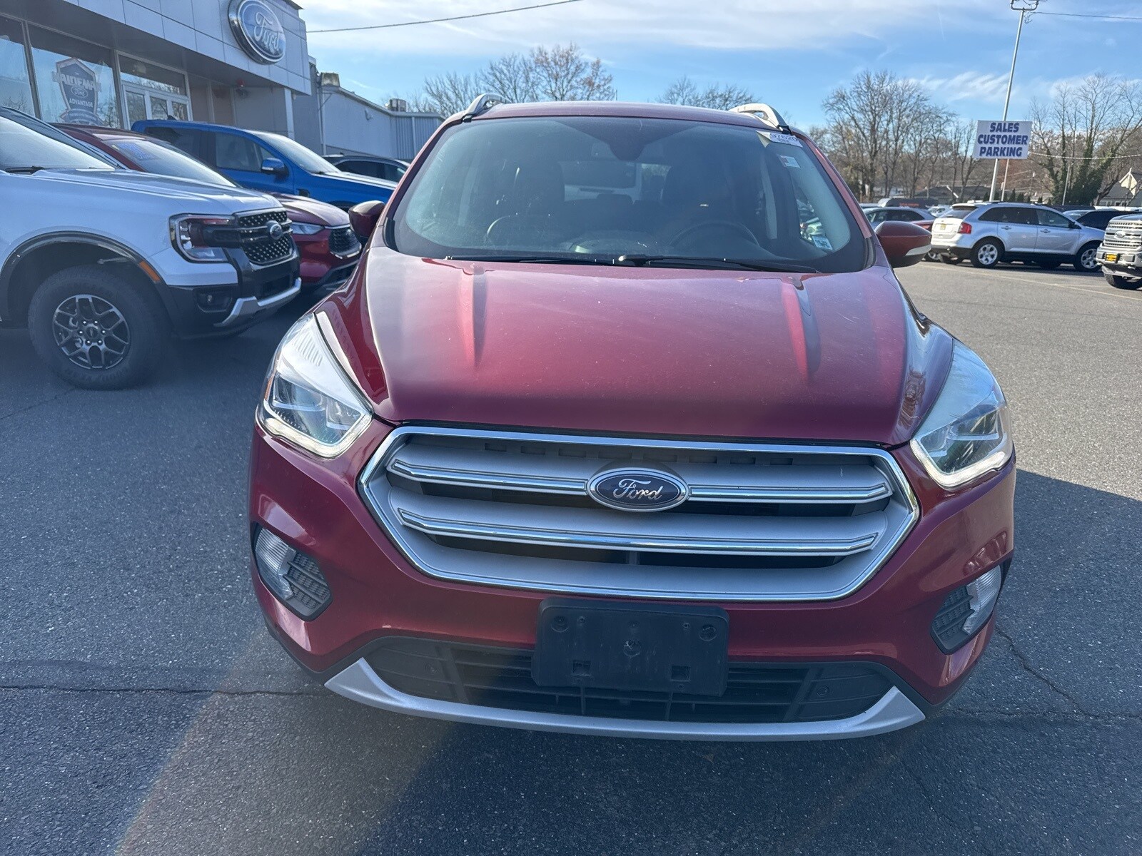 2019 Ford Escape Titanium photo 2