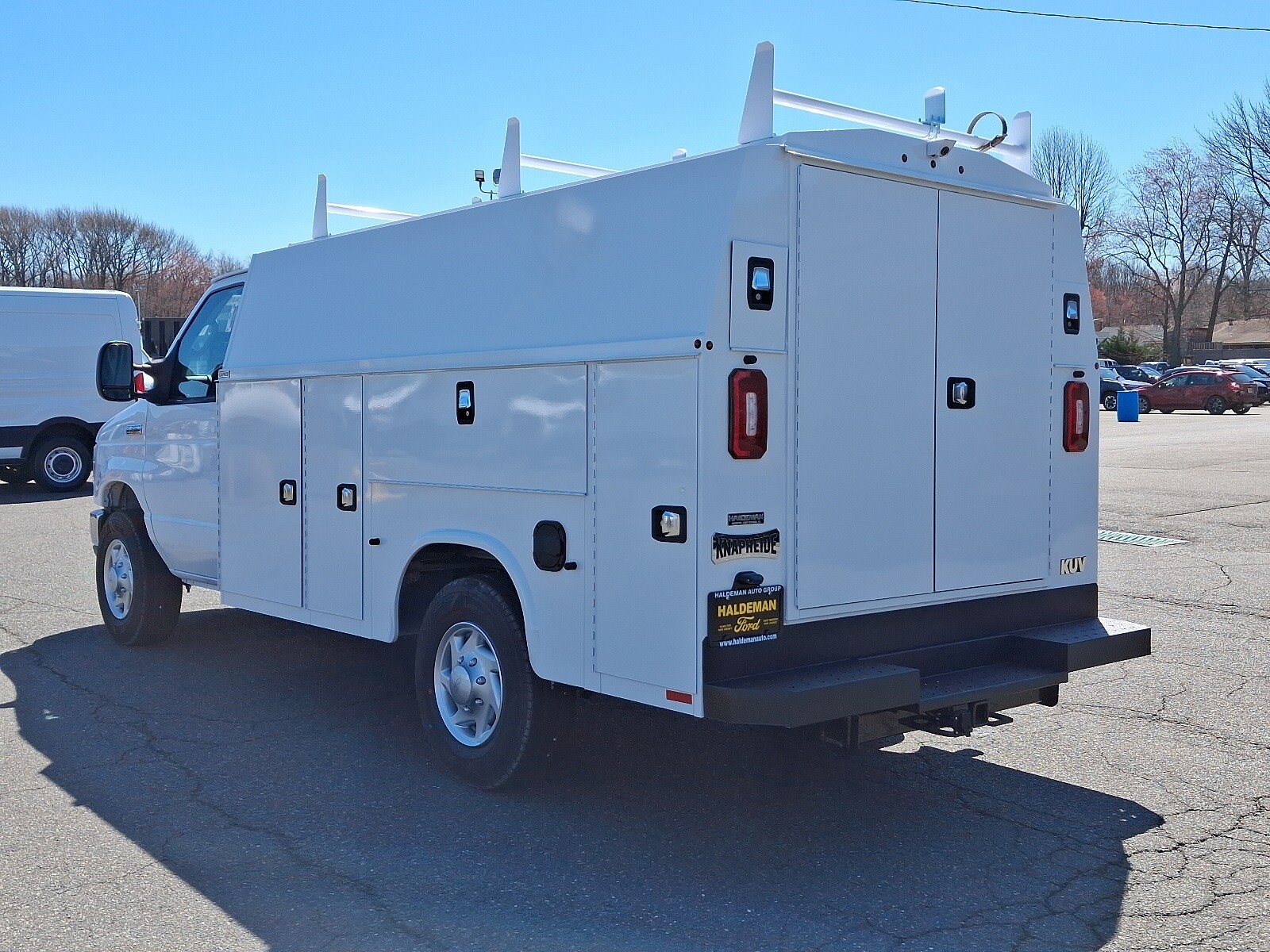 2025 Ford E-350 Base photo 4