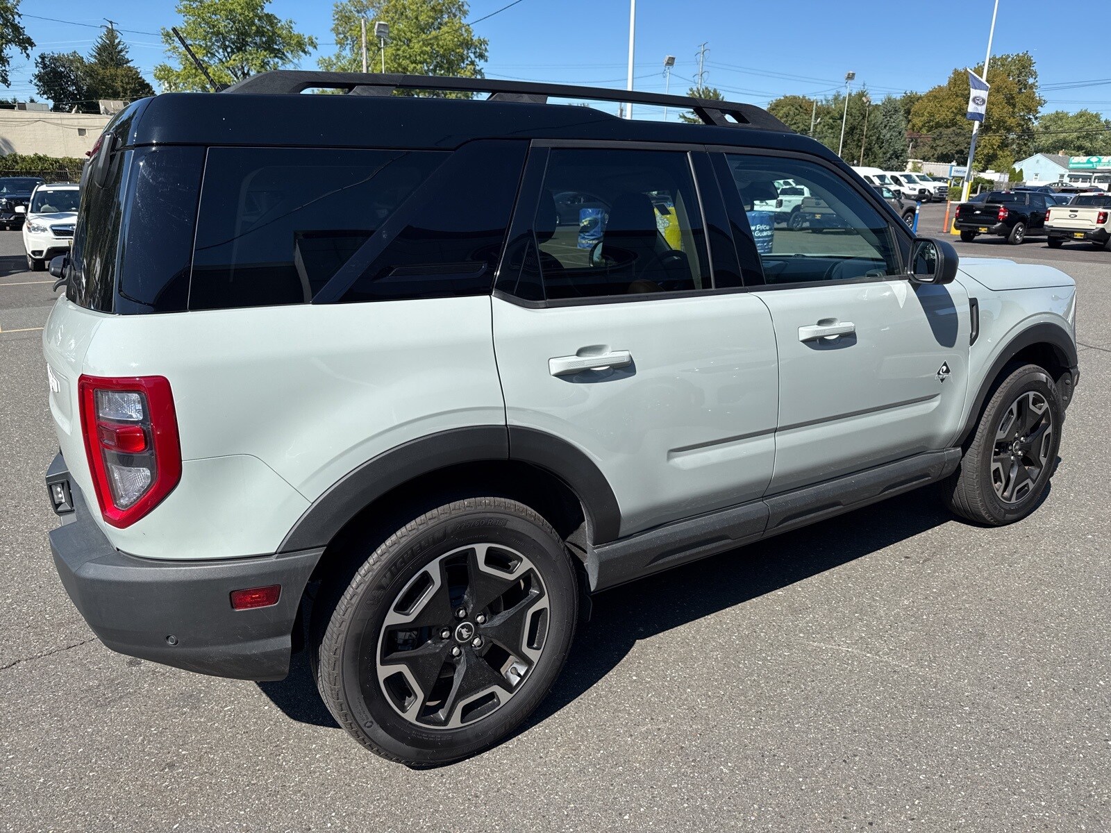 2023 Ford Bronco Sport Outer Banks photo 3